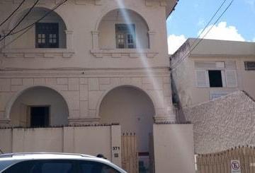 Casa de Rua, Barris · Casa à venda - em Barris