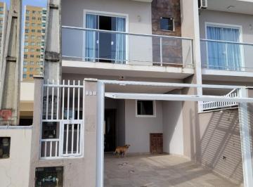 Casa · 131m² · 2 Quartos · 2 Vagas · Sobrado Geminado a 280 metro do mar com 1 suíte + 2 dormitórios - Itacolomi