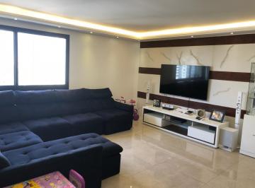 Apartamento · 258m² · 3 Quartos · 4 Vagas · Cobertura no centro de SBC com varanda gourmet e 4 vagas de garagem!