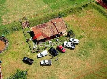 Rural · 600m² · 3 Quartos · 15 Vagas · Sítio em Estrada Doutor Nelson Barbieri - Recreio Campestre Idanorma - Araraquara/SP