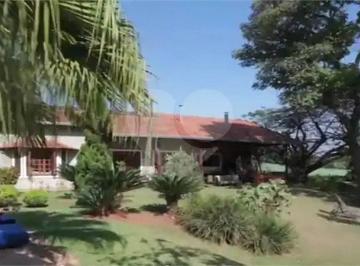 Área de Serviço · Chácara com 5 quartos à venda em Vale verde - SP