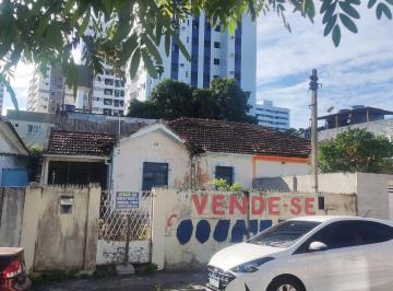 Casa de 4 quartos, Recife · Vende-se Casa com 628m2  nascente, no bairro do Espinheiro bem localizado.