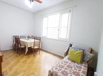 Apartamento · 95m² · 2 Quartos · Apartamento 2 quartos, 2 banheiros na frente do parque da redenção