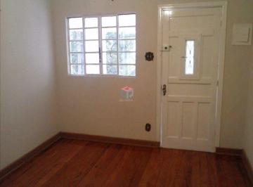 Casa · 180m² · 2 Quartos · 1 Vaga · Casa Antiga em ótima localização