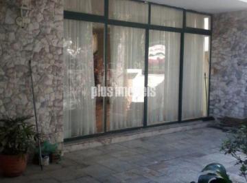 Casa · 450m² · 3 Quartos · 3 Vagas · Ótimo imóvel, bem localizado, próximo do parque severo gomes.