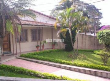 Casa · 520m² · 3 Quartos · 4 Vagas · EXCELENTE CASA TÉRREA EM ÓTIMA LOCALIZAÇÃO COM FÁCIL SCESSO A IMIGRANTES.