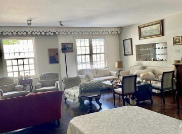 Casa · 280m² · 3 Quartos · 3 Vagas · CASA RESIDENCIAL NA REGIÃO DO ALTO DA BOA VISTA