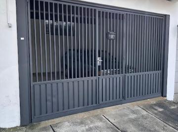 Casa de 4 quartos, São Paulo · Ótima casa à venda na Rua Orlando Ferraiuolo - Saúde - Vila Brasilina