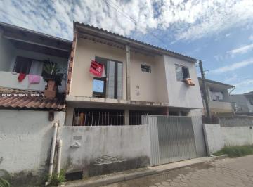 20230227163311477.jpg · Casa para Venda em Florianópolis, Rio Vermelho, 2 dormitórios, 1 banheiro, 1 vaga