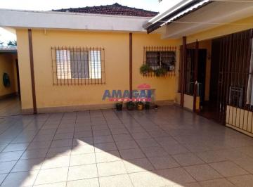 Casa · 209m² · 2 Quartos · 4 Vagas · ÓTIMA OPORTUNIDADE,  CASA A VENDA PRÓXIMO DA SAIDA DA CIDADE