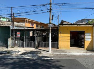Terreno · 82m² · Terreno à venda com 3 casas mais uma loja ao nível da rua, na Vila Dionísia.