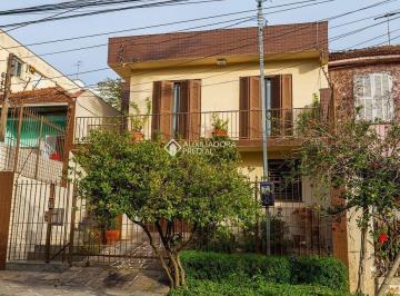 Casa · 145m² · 3 Quartos · 2 Vagas · Casa de 3 quartos no bairro Cristo Redentor