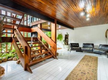 10581-20230518185937_zap.jpg · Casa na Gávea toda rodeada de verde e com linda arquitetura atemporal.