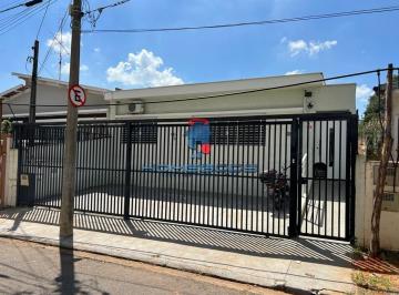 Casa · 210m² · 5 Quartos · 2 Vagas · Casa à venda em Campinas, Taquaral, com 5 quartos, com 210 m²