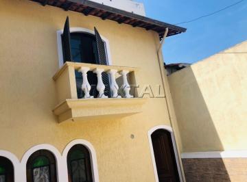 Casa · 75m² · 2 Quartos · 1 Vaga · Sobrado à venda no Imirim com 2 dormitórios, sala 2 ambientes, cozinha com armários e 1 vaga.