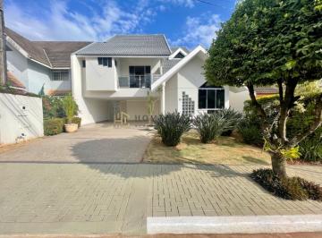 Casa · 372m² · 4 Quartos · 4 Vagas · Sobrado à venda em Maringá, Zona 08, com 4 quartos, com 372 m², Deltaville 2