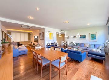 Foto 01 · Jardim Botânico, Apartamento espetacular, iluminado, de 250 m2, 4 quartos sendo 2 suítes, 2 vagas à 