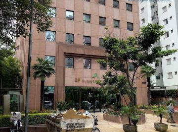 89f21aea433a4ee885b714502788860a46ac13aa · Conjunto Comercial na Avenida 9 de Julho , São Paulo