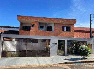 5751237fa7788ae5b4da1c56692bf40c3f6bb4b9 · Sobrado com 4 dormitórios à venda, 375 m² por R$ 1.300.000,00 - Jardim Presidente - Londrina/PR
