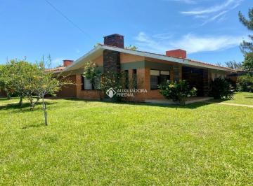 Casa · 219m² · 4 Quartos · 3 Vagas · Casa com 4 quartos/dormitórios na praia de Xangri-lá, RS