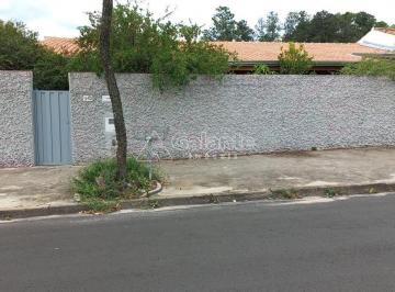 0 · casa à venda em Jardim Leonor