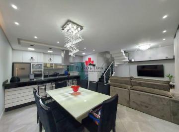 Casa · 254m² · 3 Quartos · 3 Vagas · Sobrado em condomínio com 3 dormitórios, 1 suíte, 3 vagas, 215 M² e fino acabamento na Vila Ré.