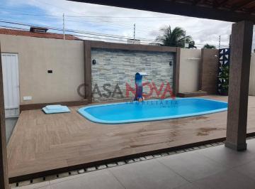 Casa com piscina em boa localização na Coroa do Meio · Casa com piscina em boa localização na Coroa do Meio