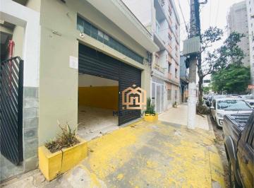9f1771c893202a4a3eb99d0a50988faca74b43f9 · Loja com 115m², Vão Livre, PD alto, 3 Banheiros, para Locação na Chácara Inglesa (Praça da Árvore).