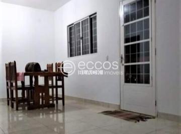 Casa · 92m² · 3 Quartos · 4 Vagas · Casa à venda, 3 quartos, 1 suíte, 4 vagas, Jardim das Palmeiras - Uberlândia/MG
