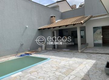 Casa · 157m² · 3 Quartos · 2 Vagas · Casa à venda, 3 quartos, 1 suíte, 2 vagas, Jardim Colina - Uberlândia/MG