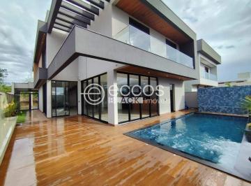 Casa · 380m² · 4 Quartos · 3 Vagas · Casa em condomínio à venda, 4 quartos, 4 suítes, 3 vagas, Jardim Sul - Uberlândia/MG