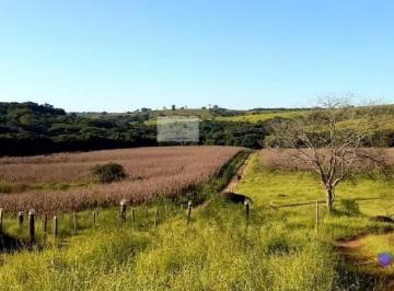 iJrkPPG5RA_405647759d00921c_TRkODMyMzg5NzA0_o.jpg · Fazenda / Sítios / Chácaras com 5 quartos à venda em Oliveira, no bairro Centro
