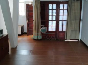 Casa · 158m² · 3 Quartos · 1 Vaga · Casa Duplex em Centro - Macaé, RJ