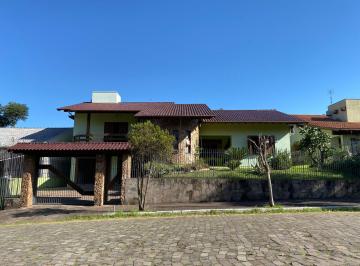 Casa · 250m² · 3 Quartos · 3 Vagas · Casa Padrão em excelente localização , centro de Sapiranga