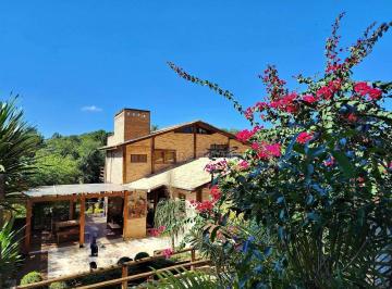 61d9e56113011cecdf6f8acc06bf5fd209e0e438 · Casa com 3 dormitórios à venda, 400 m² por R$ 1.590.000,00 - Pinheiros Tênis Village - Cotia/SP