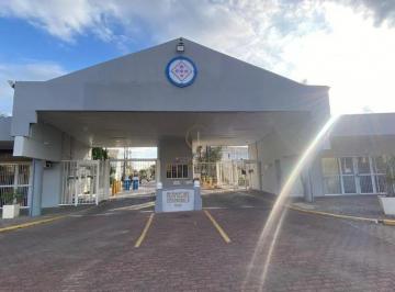 Casa · 88m² · 3 Quartos · 2 Vagas · SOBRADO EM CONDOMÍNIO COM 03 DORMITÓRIOS, SENDO 01 SUÍTE. NO RIO BRANCO EM CANOAS