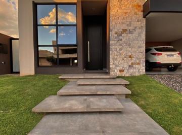 Foto 03 · Casa à venda em Araraquara