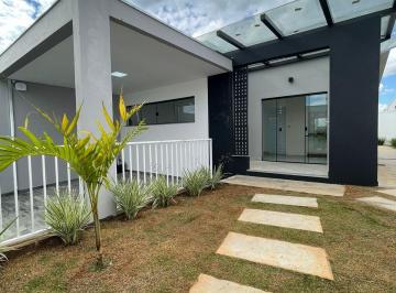 Casa de 3 quartos, Varginha · Casa para venda em Belo Horizonte lll, Varginha, Minas Gerais.
