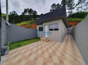 Foto 01 · Casa em Piracaia com churrasqueira, aceita financiamento bancário e carro.