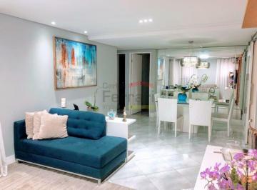 Apartamento de 3 quartos, São Paulo · Apartamento 3 suites, 5 banheiros, varanda gourmet, 2 vagas. Local nobre. Oportunidade única.
