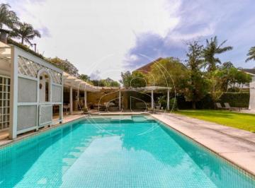 Casa · 700m² · 5 Quartos · 4 Vagas · Casa com 5 Suites e 6 banheiros à Venda, 700 m² por R$ 6.200.000