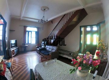 id5o5v_4964679a6c38dc9b8.jpg · Casa com 3 quartos à venda em Varginha, no bairro Centro