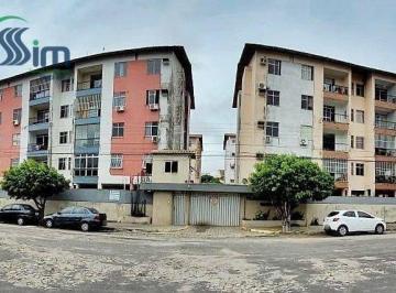 b662af3084f79f223c439d132f7cb899e909cf23 · Apartamento com 2 dormitórios à venda, 91 m² por R$ 179.000,00 - Cidade dos Funcionários - Fortaleza