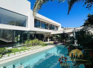 Casa · 986m² · 8 Quartos · 8 Vagas · Casa de alto padrão à venda em Riviera de São Lourenço