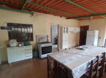 202504071753372603.jpg · Casa para Venda em Esmeraldas, CENTRO, 4 dormitórios, 2 banheiros, 2 vagas