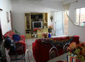 Casa · 180m² · 3 Quartos · 4 Vagas · Casa em  Rua Araçuai - Fonte Grande - Contagem/MG