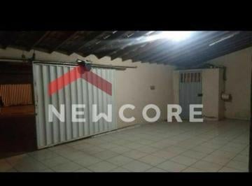 Casa · 82m² · 2 Quartos · 3 Vagas · Casa em Rua Capitão Diomar Menezes - Tocantins - Uberlândia/MG