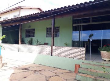 Casa de 2 quartos, Águas Claras · Vendo casa em rua pública! Local privilegiado! aceita troca - valor!! 