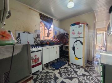Foto 01 · Boa localização, casa ampla com 3 dormitórios, 1 banheiro social, sala, cozinha, lavanderia, 2 vagas