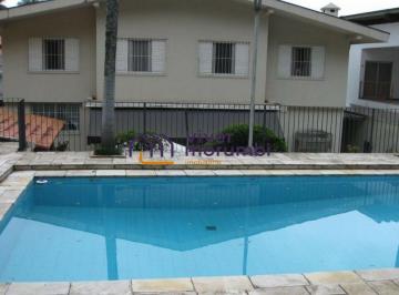 Casa · 640m² · 4 Quartos · 4 Vagas · Casa com piscina jardim guedala ampla e segura 890 metros DE TERRENO.
